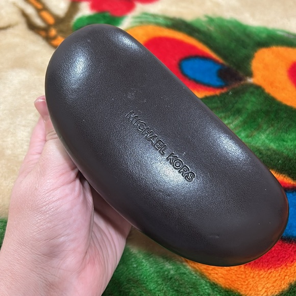 Michae Kors glasses box - Picture 2 of 5